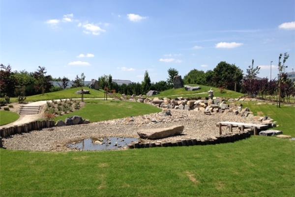 Aménagement parc japonais dans parc Trois Fontaines - Sportinfrabouw NV